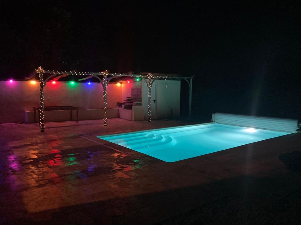 Rustic Cottage With Stunning Swimming Pool Saint-Front  エクステリア 写真